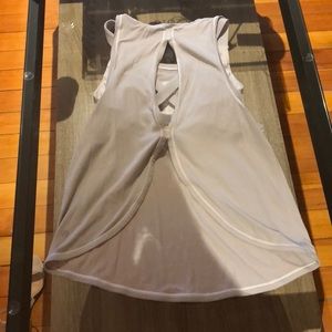 lululemon athletica Tops - Women’s lululemon tank with built in sports bra lululemon athletica Tops - Women’s lululemon tank with built in sports bra
